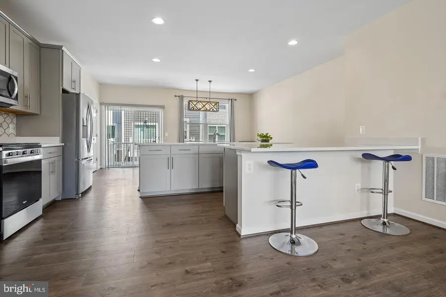 8358 Sallyport St, Lorton, VA 22079 - #2