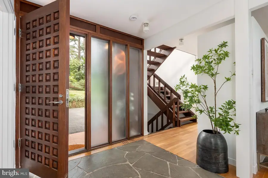 1330 Potomac School Rd, McLean, VA 22101 - #3