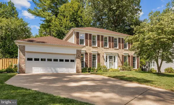 10729 Shingle Oak Ct, BURKE, VA 22015