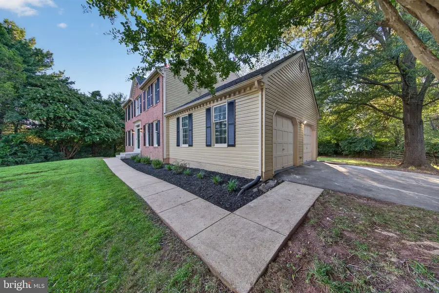 1101 Sugar Maple Ln, Herndon, VA 20170 - #3