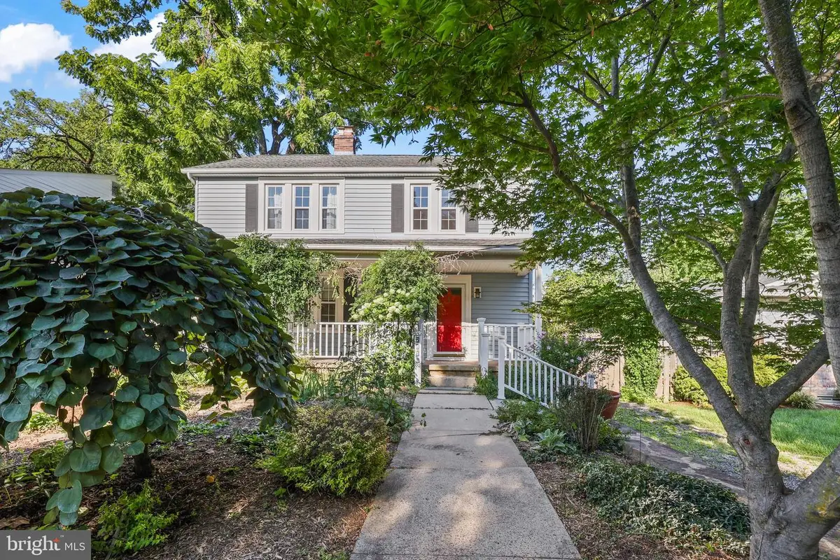 2816 W George Mason Rd, Falls Church, VA 22042 - #1