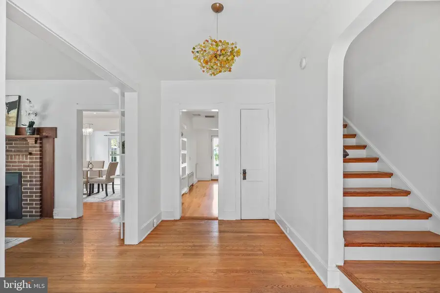2816 W George Mason Rd, Falls Church, VA 22042 - #3