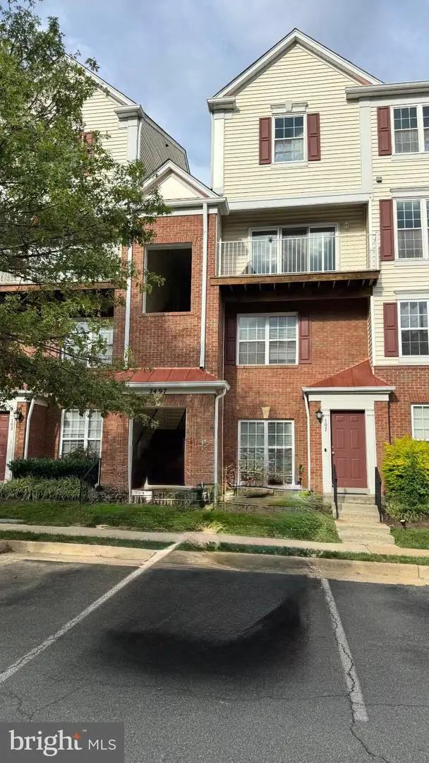 2497 Angeline Dr #301, Herndon, VA 20171 - #2