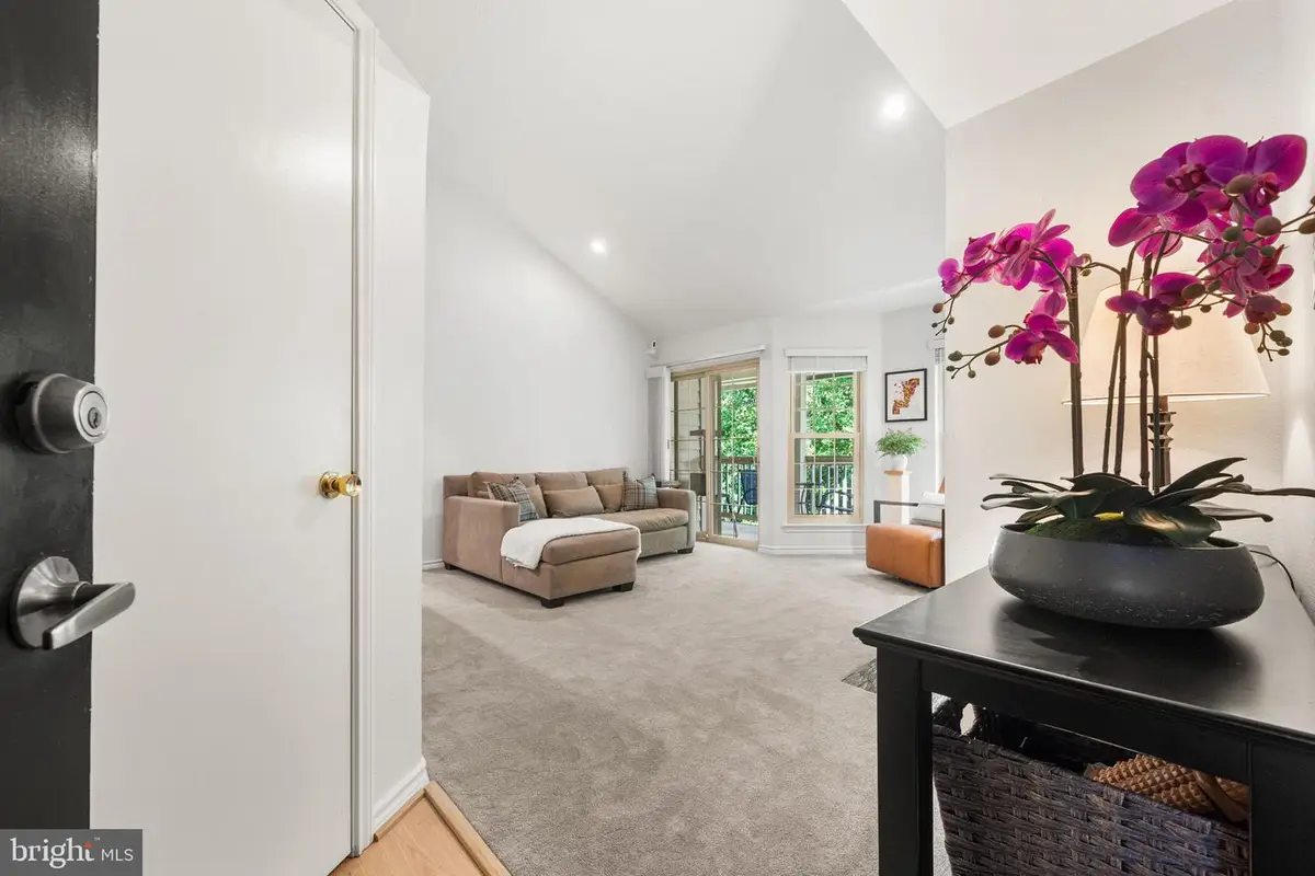 12151 Penderview Ln #2036, Fairfax, VA 22033 - #1