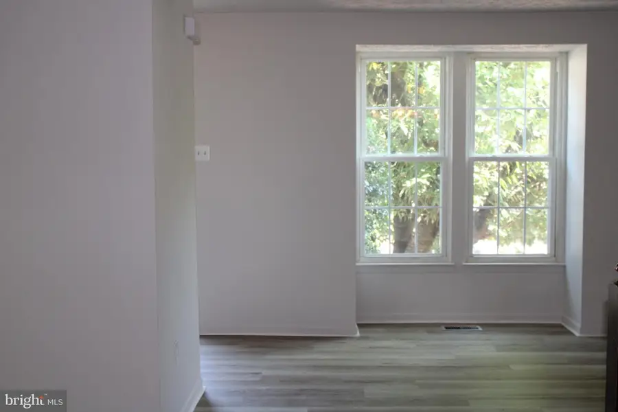 14613 Olde Kent Rd, Centreville, VA 20120 - #3