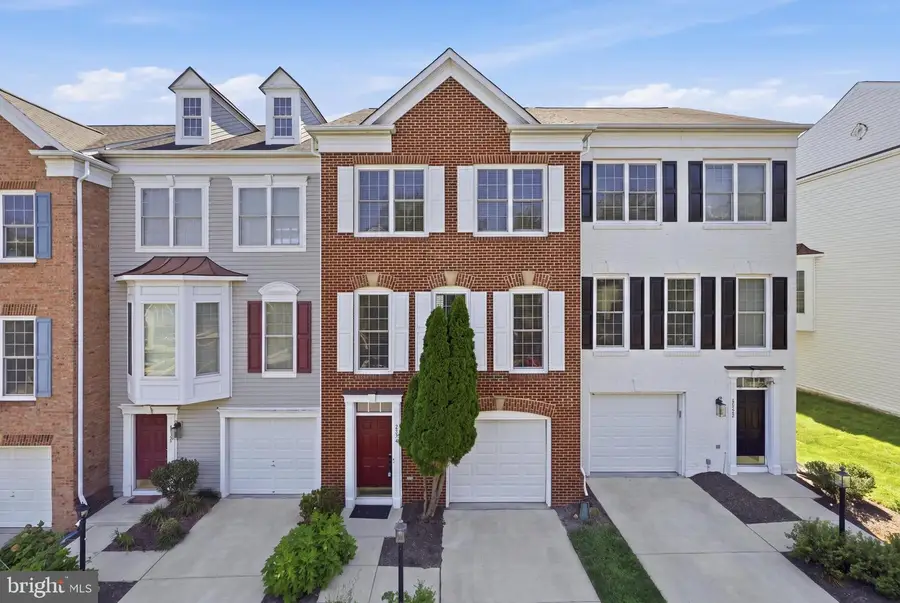 2524 Terra Cotta Cir, Herndon, VA 20171 - #2