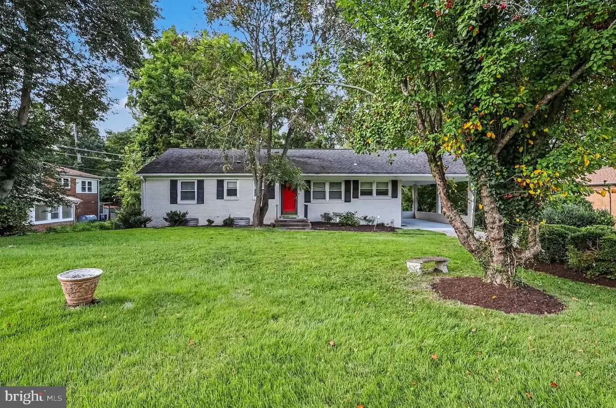 8714 Duvall St, Fairfax, VA 22031 - #1