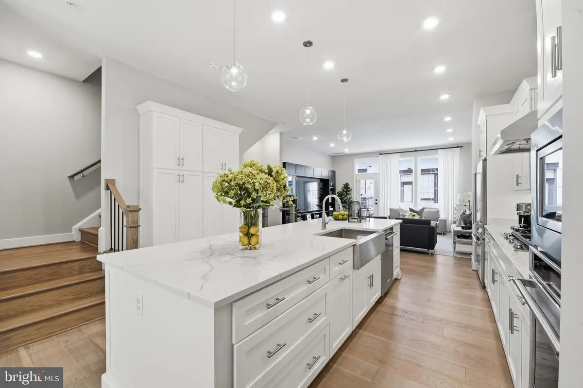 1874 Easterly Rd, Reston, VA 20190 - #1
