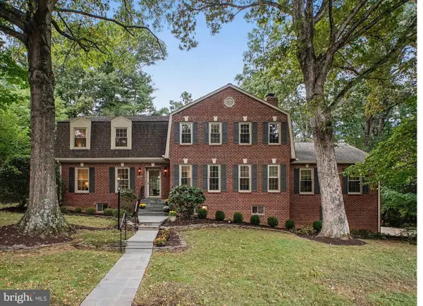 12210 Lake James Dr, OAK HILL, VA 20171