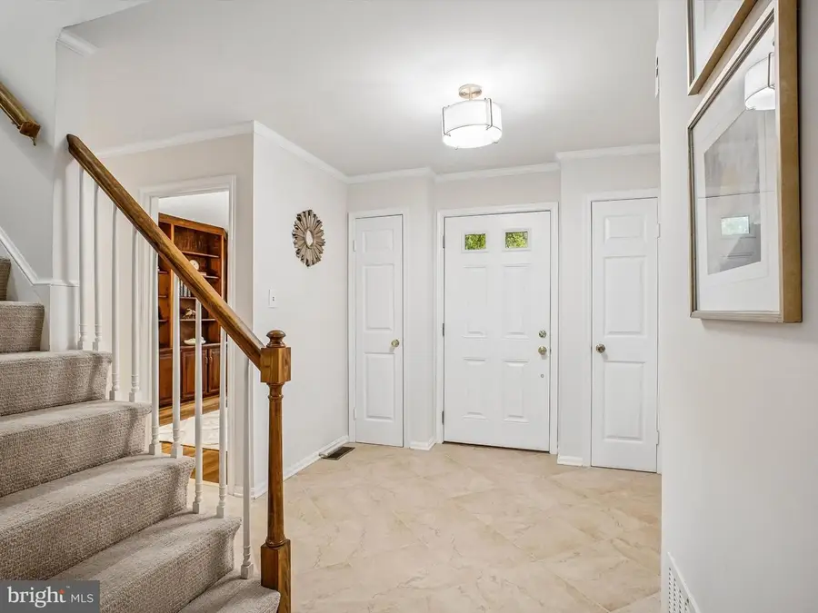 12210 Lake James Dr, Oak Hill, VA 20171 - #2