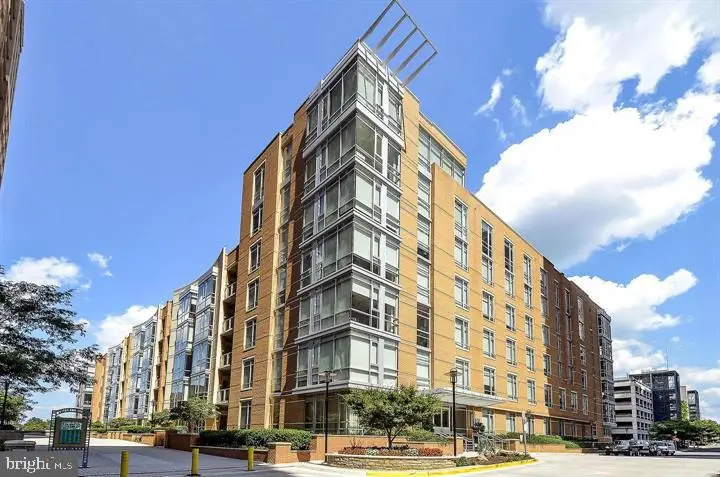 12025 New Dominion Pkwy #321, Reston, VA 20190 - #1