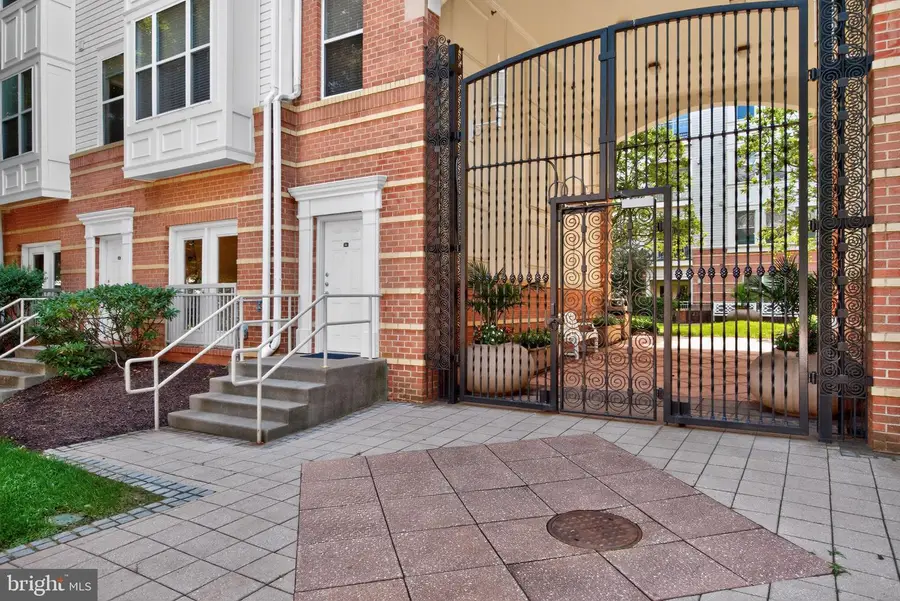 2791 Centerboro Dr #181, Vienna, VA 22181 - #2