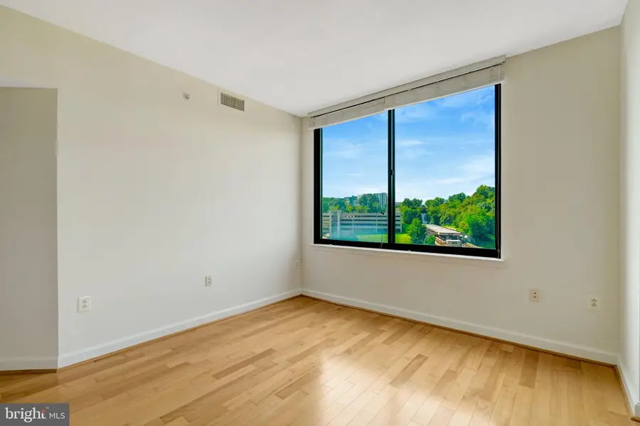 2451 Midtown Ave #1319, Alexandria, VA 22303 - #3