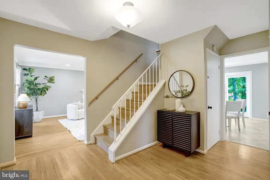 5817 Wessex Ln, Alexandria, VA 22310 - #2