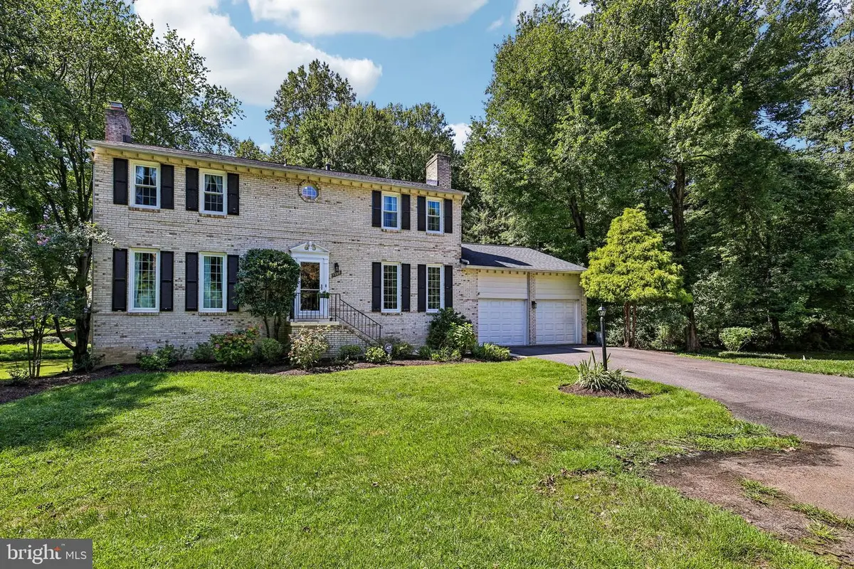 1360 Snow Meadow Ln, McLean, VA 22102 - #1