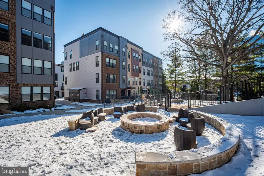 12136 Loblolly Dr #29, Fairfax, VA 22033 - #3