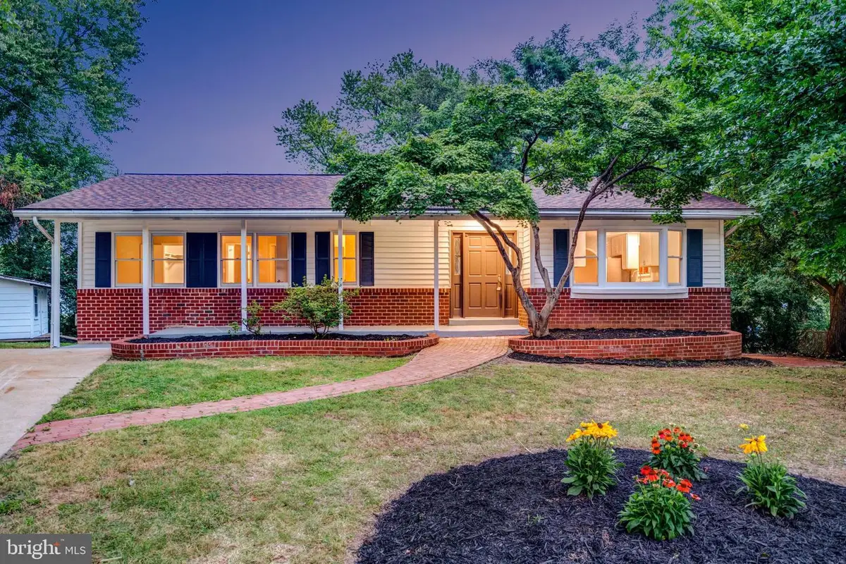 3905 Lincolnshire St, Annandale, VA 22003 - #1