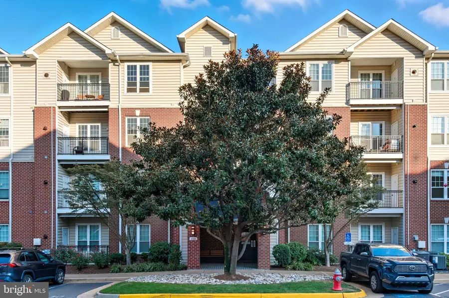1581 Spring Gate Dr #5203, McLean, VA 22102 - #2