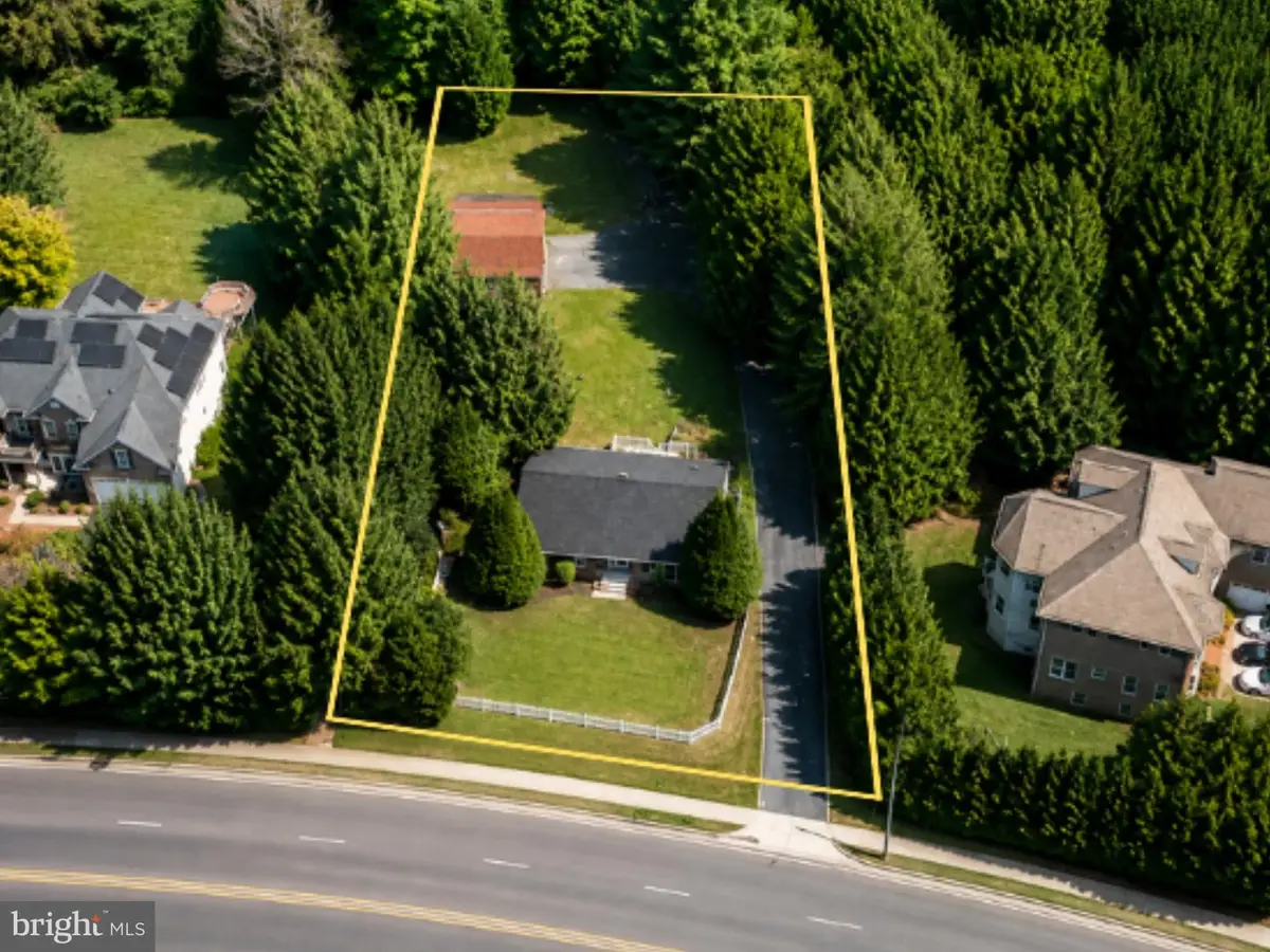 3133 West Ox Rd, Herndon, VA 20171 - #1