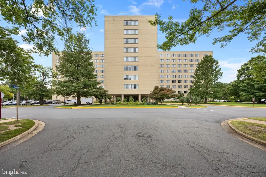 6641 Wakefield Dr #615, Alexandria, VA 22307 - #2