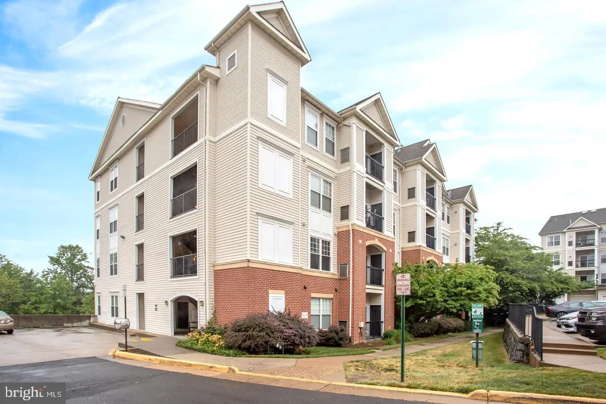 11326 Aristotle Dr #4-202, Fairfax, VA 22030 - #1