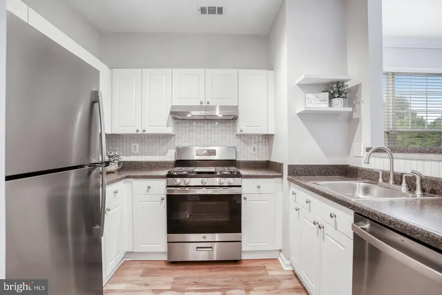 11326 Aristotle Dr #4-202, Fairfax, VA 22030 - #3