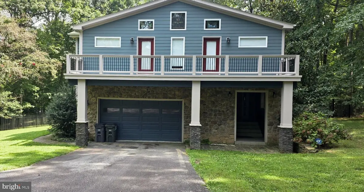 6321 Sydney Rd, Fairfax Station, VA 22039 - #1