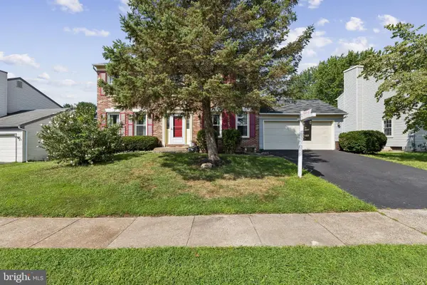 3574 Armfield Farm Dr, CHANTILLY, VA 20151