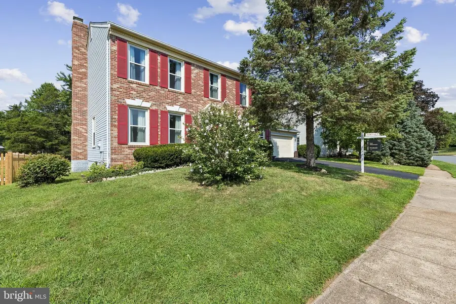 3574 Armfield Farm Dr, Chantilly, VA 20151 - #3