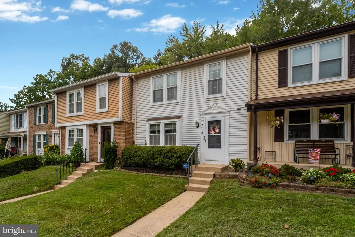 7418 Golden Horseshoe, Springfield, VA 22153 - #1