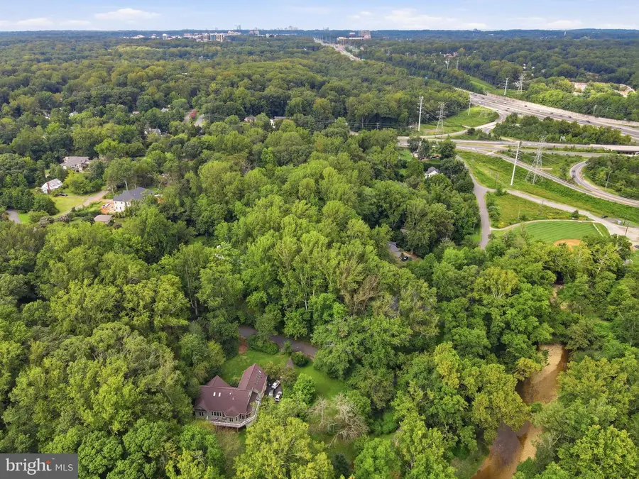 4217 Pineridge Dr, Annandale, VA 22003 - #2