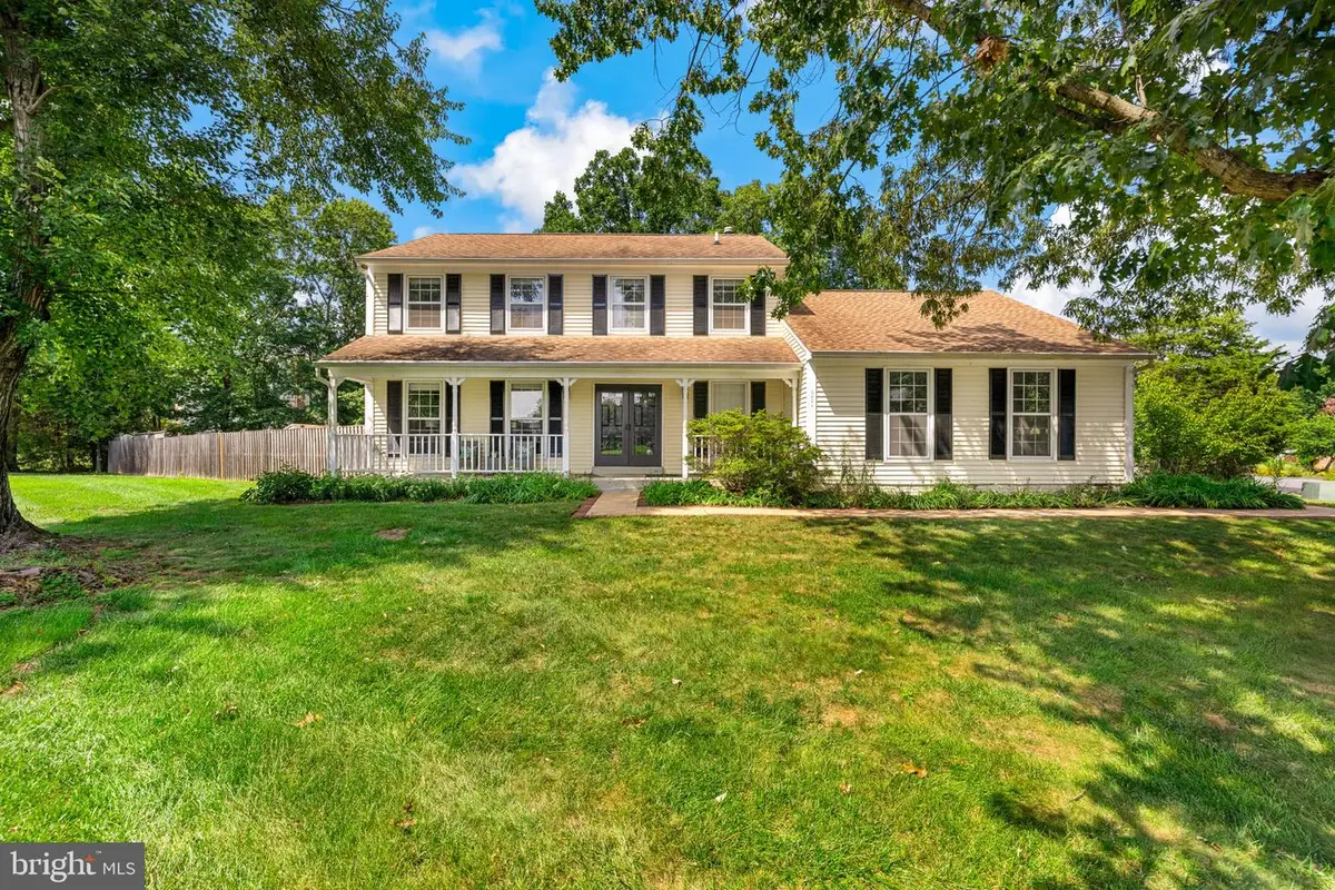 6520 White Post Rd, Centreville, VA 20121 - #1