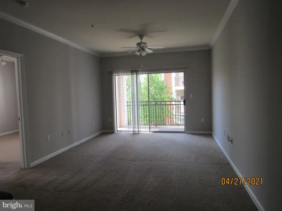 12925 Centre Park Cir #207, Herndon, VA 20171 - #3