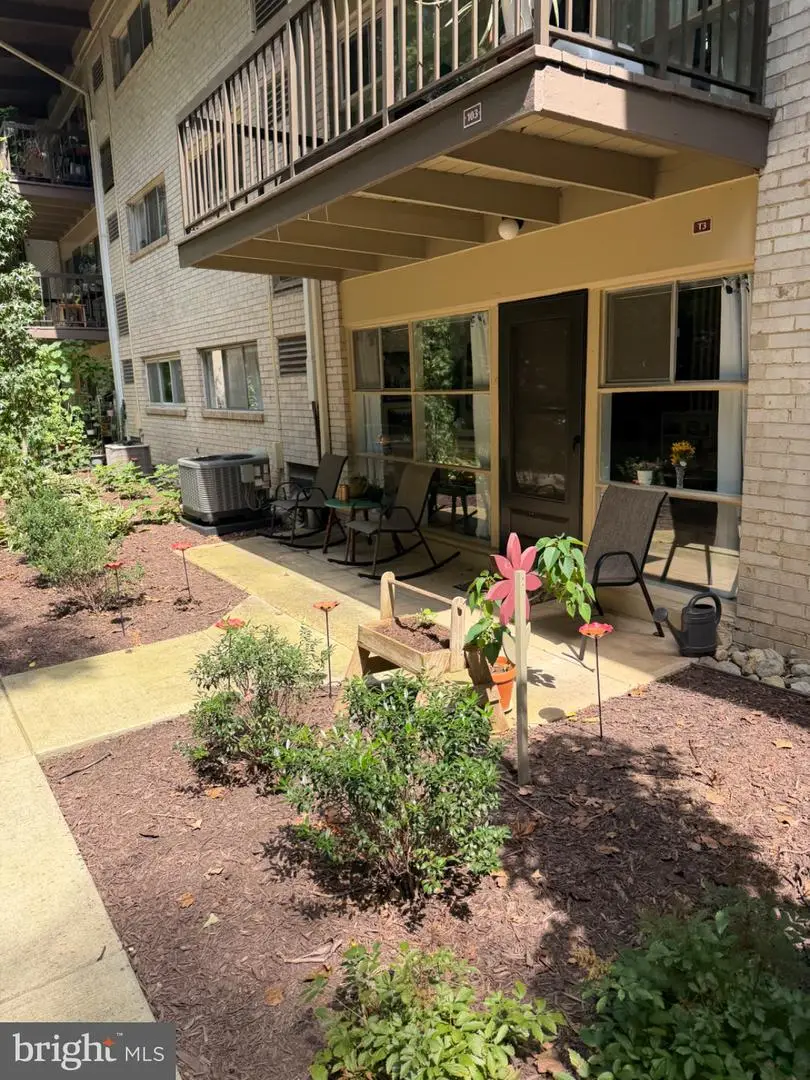 4931 Americana Dr, Annandale, VA 22003 - #1