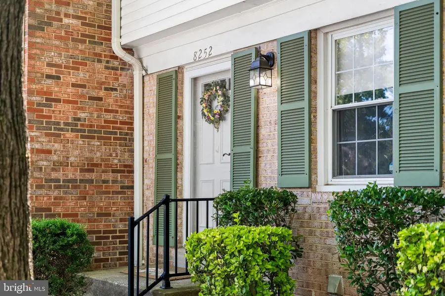 8252 Getty Ct, Springfield, VA 22153 - #2