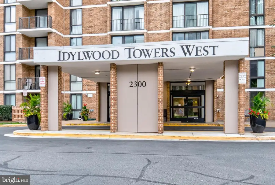 2300 Pimmit Dr #712, Falls Church, VA 22043 - #2