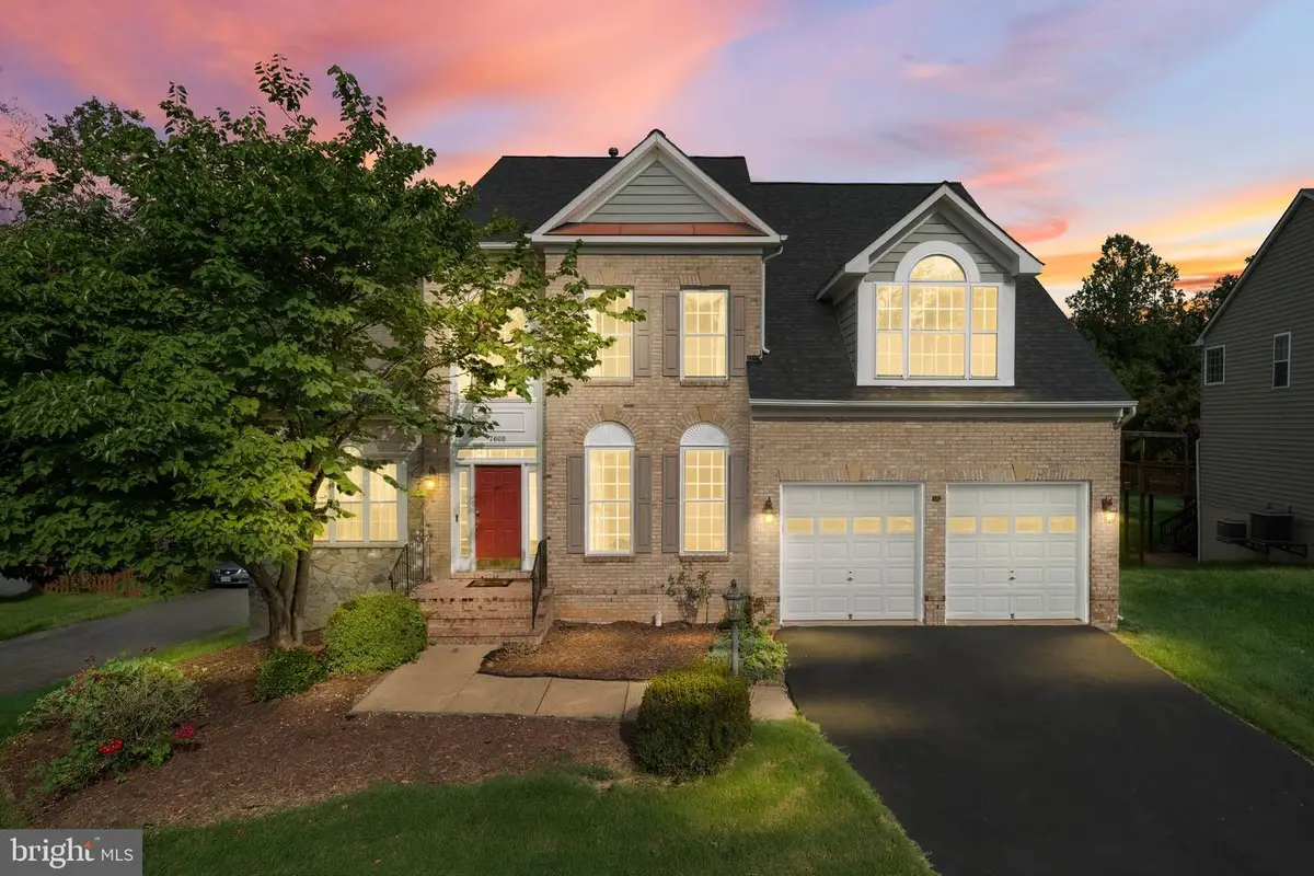 7608 Mcweadon Ln, Springfield, VA 22150 - #1