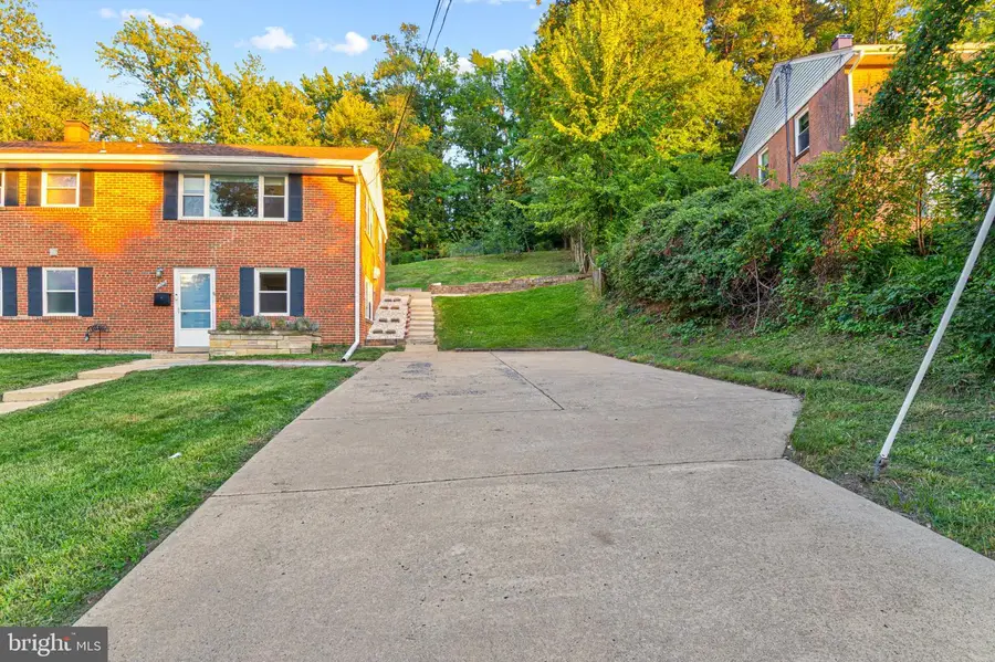 6209 Sandlin Ct, Alexandria, VA 22310 - #2