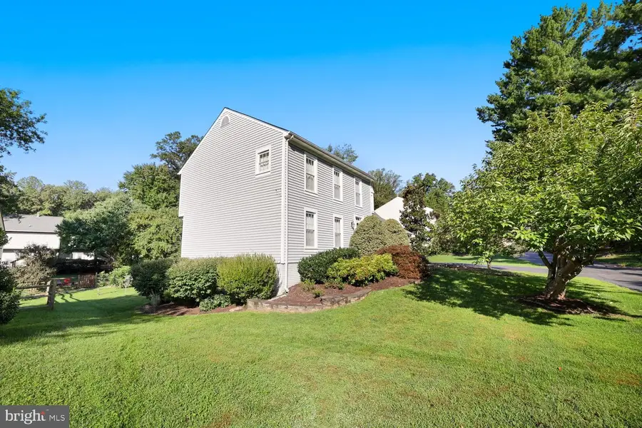 10221 Eagle Landing Ct, Burke, VA 22015 - #3