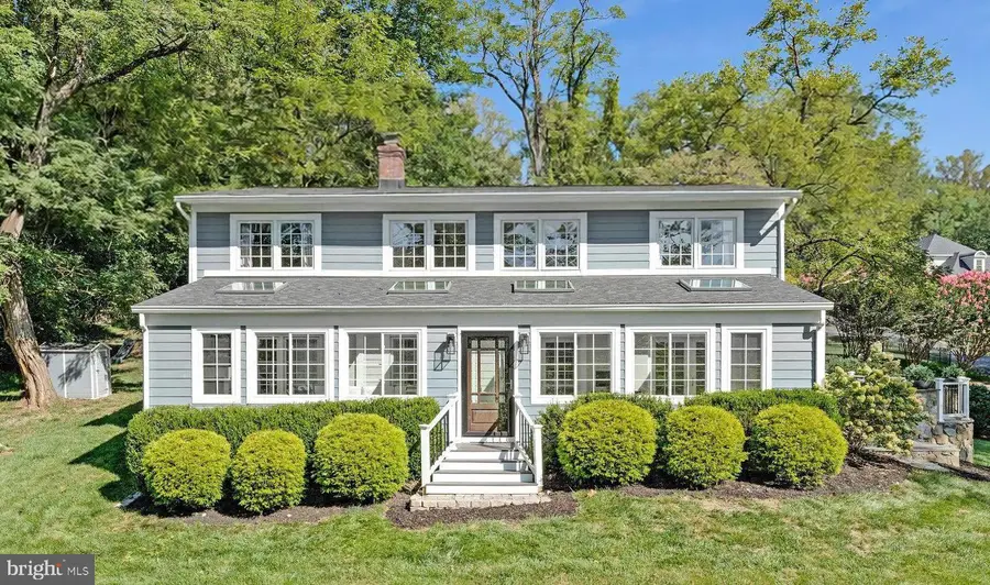 1048 Bellview Rd, McLean, VA 22102 - #3