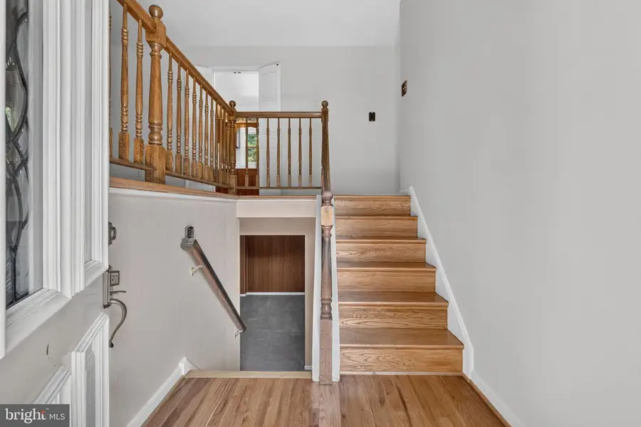 7917 Donelson St, Alexandria, VA 22309 - #2