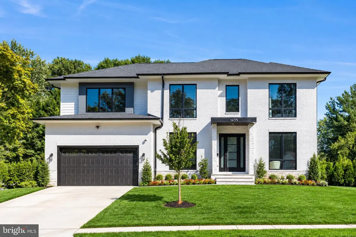 1435 Mayflower Dr, McLean, VA 22101 - #1