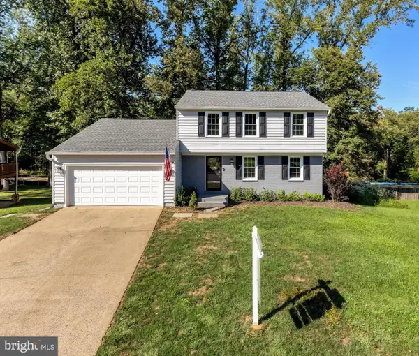 7945 Freehollow Dr, FALLS CHURCH, VA 22042