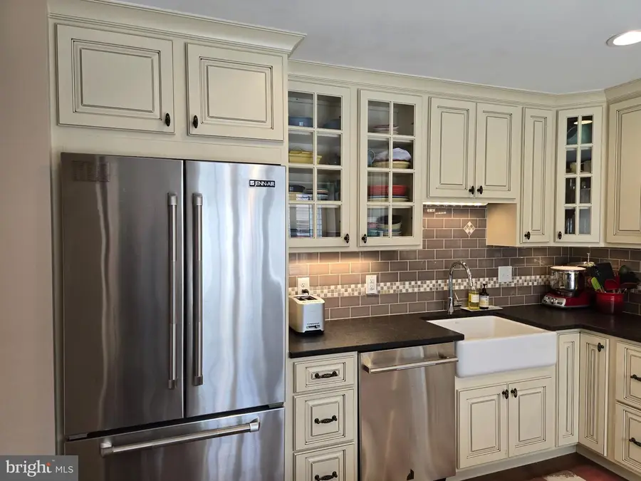 2922 Oakborough Sq, Oakton, VA 22124 - #2