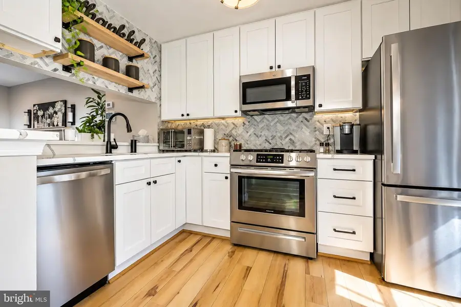 6500 Old Carriage Ln, Alexandria, VA 22315 - #3