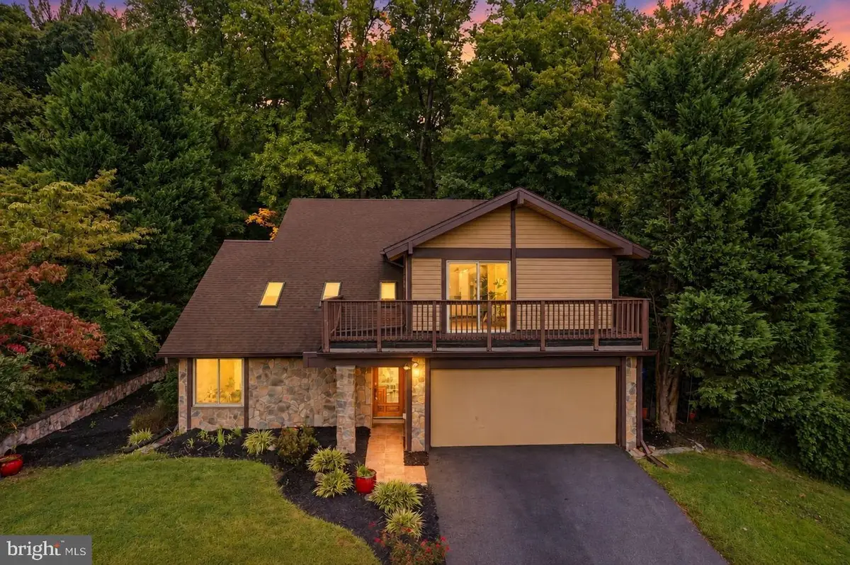 7818 Mulberry Bottom Ln, Springfield, VA 22153 - #1