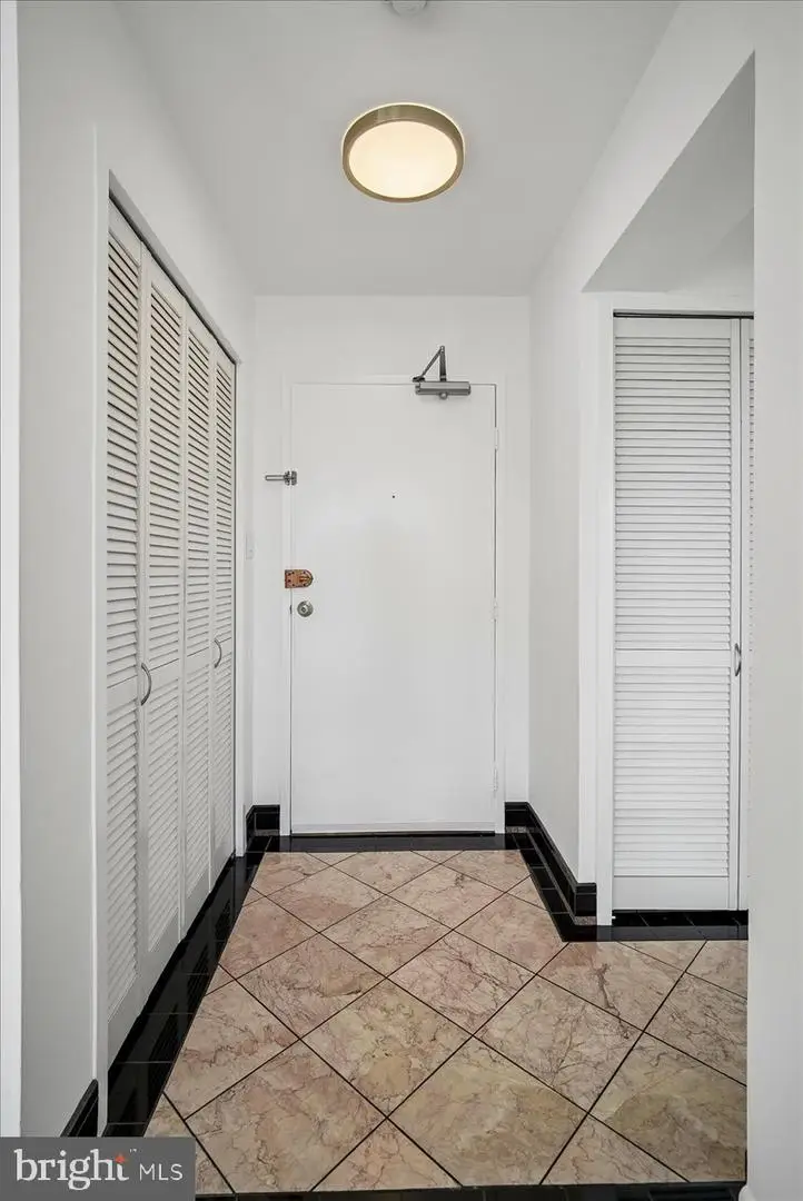 6631 Wakefield Dr #412, Alexandria, VA 22307 - #3