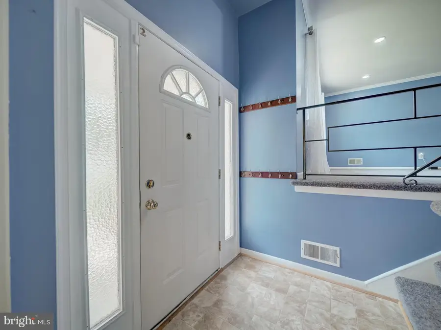 8912 Battery Rd, Alexandria, VA 22308 - #2