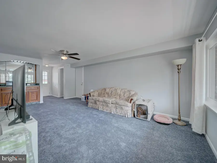 8912 Battery Rd, Alexandria, VA 22308 - #3