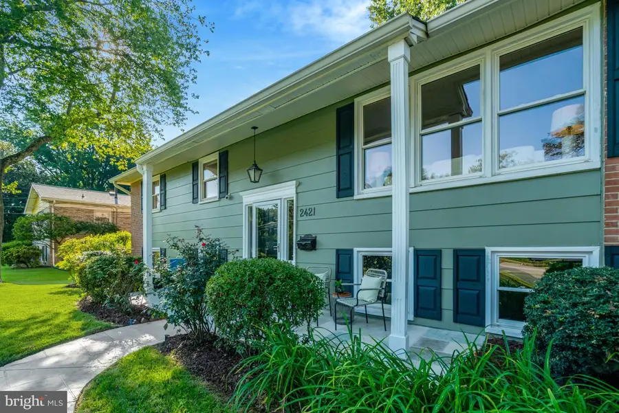 2421 Stirrup Ln, Alexandria, VA 22308 - #2